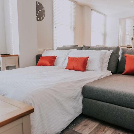 Cavendish House With Secure, Allocated Parking, 2 Mins Walk From Windsor Castle 外观 照片