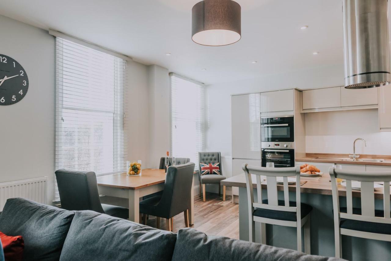 Cavendish House With Secure, Allocated Parking, 2 Mins Walk From Windsor Castle 外观 照片