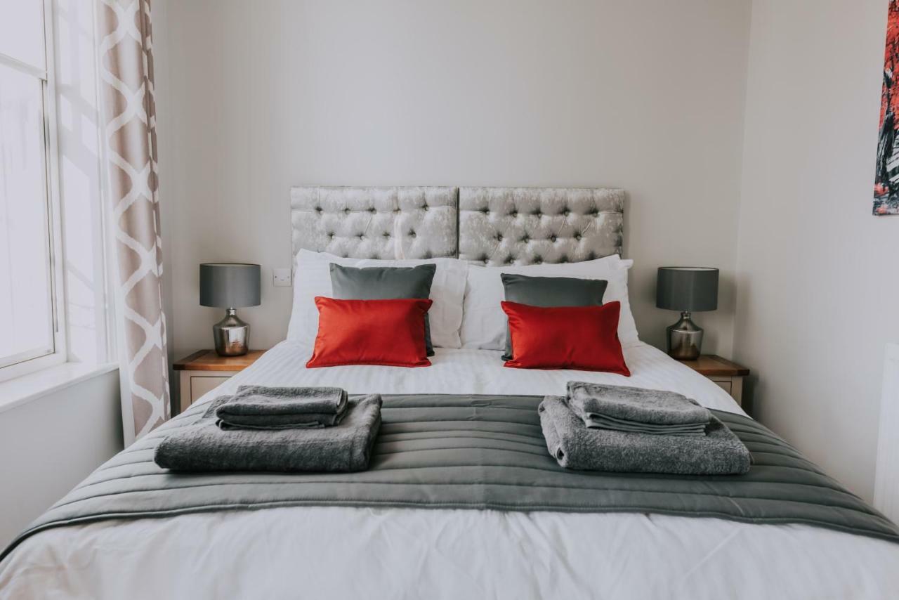 Cavendish House With Secure, Allocated Parking, 2 Mins Walk From Windsor Castle 外观 照片