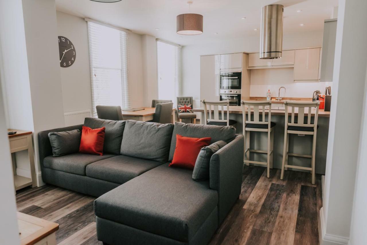 Cavendish House With Secure, Allocated Parking, 2 Mins Walk From Windsor Castle 外观 照片
