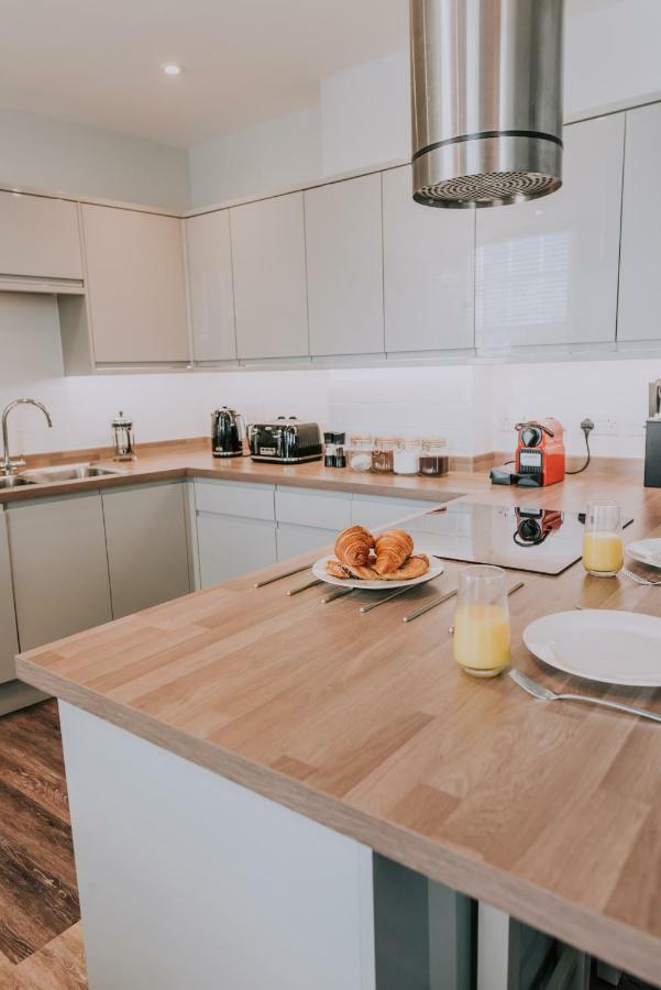 Cavendish House With Secure, Allocated Parking, 2 Mins Walk From Windsor Castle 外观 照片