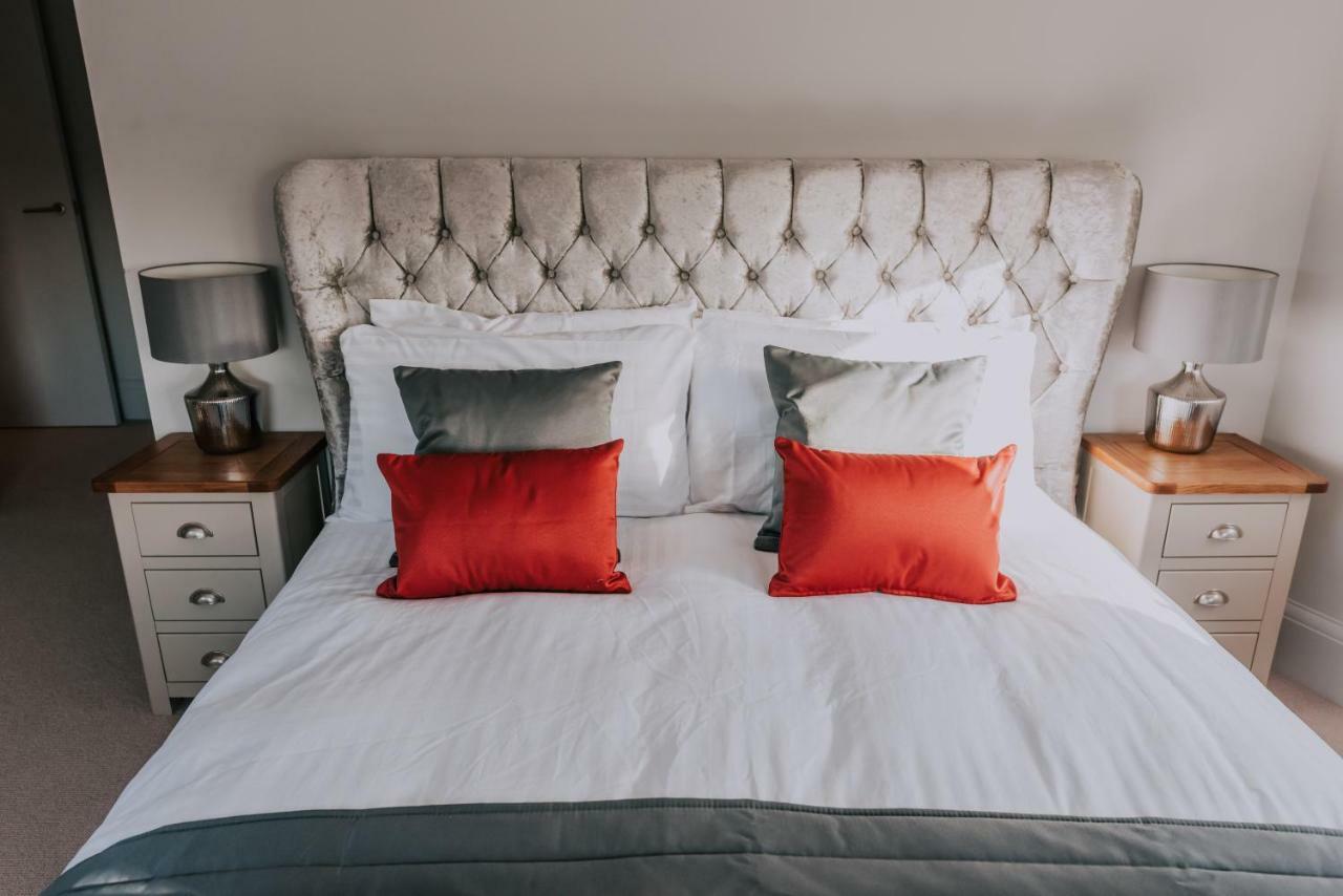 Cavendish House With Secure, Allocated Parking, 2 Mins Walk From Windsor Castle 外观 照片