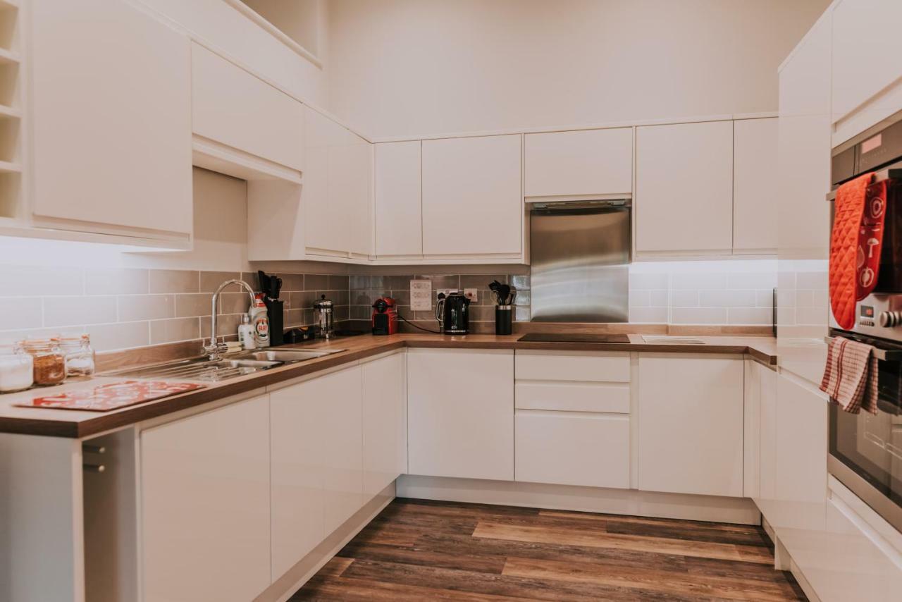 Cavendish House With Secure, Allocated Parking, 2 Mins Walk From Windsor Castle 外观 照片