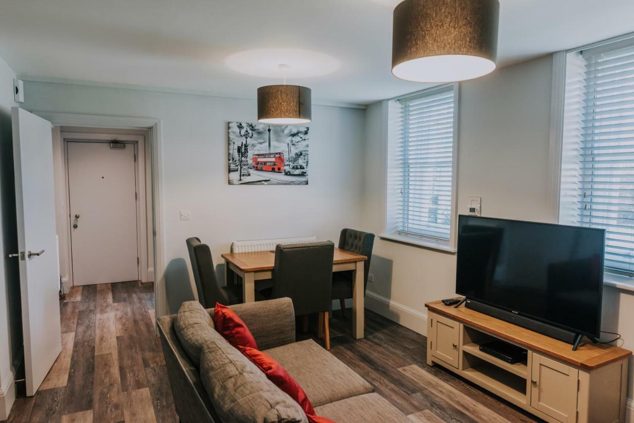 Cavendish House With Secure, Allocated Parking, 2 Mins Walk From Windsor Castle 外观 照片